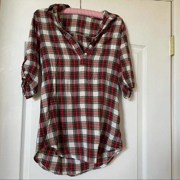 Forever 21 Red Plaid Shirt Size Small - Picture 1 of 4